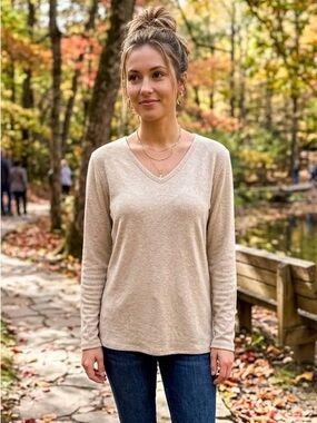 ♥️❄️NWOT JK Intimates Women's V-Neck Long Sleeve Top - Beige Size L